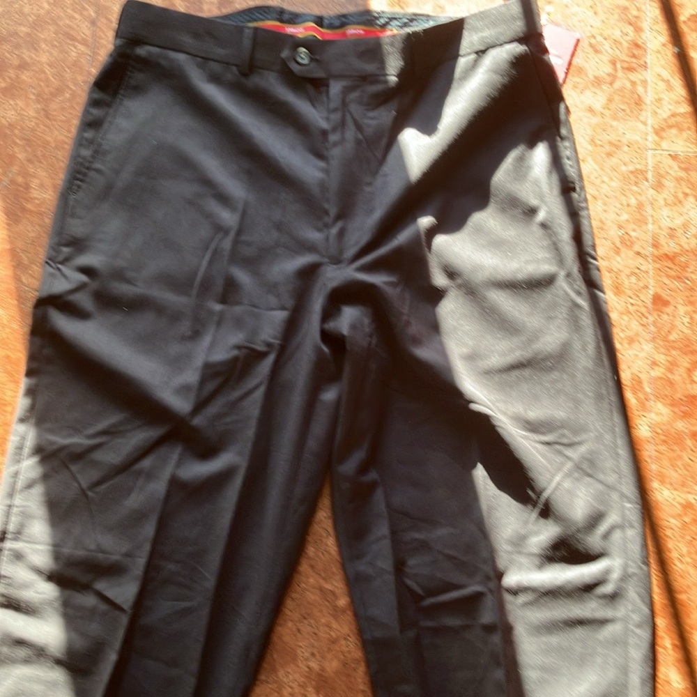 Arrow Men's Black Dress Pants